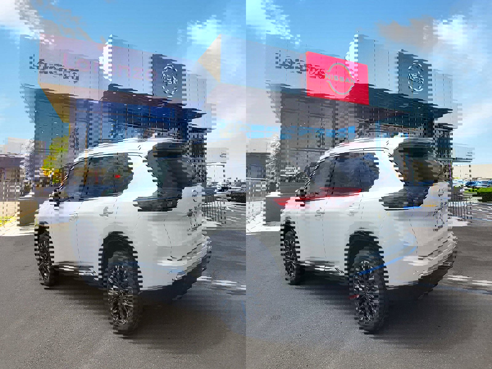 New 2025 Nissan Rogue Platinum w/ Platinum Premium Package image 6