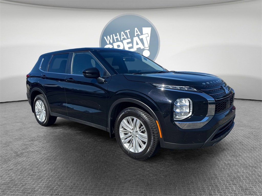 Used 2024 Mitsubishi Outlander ES