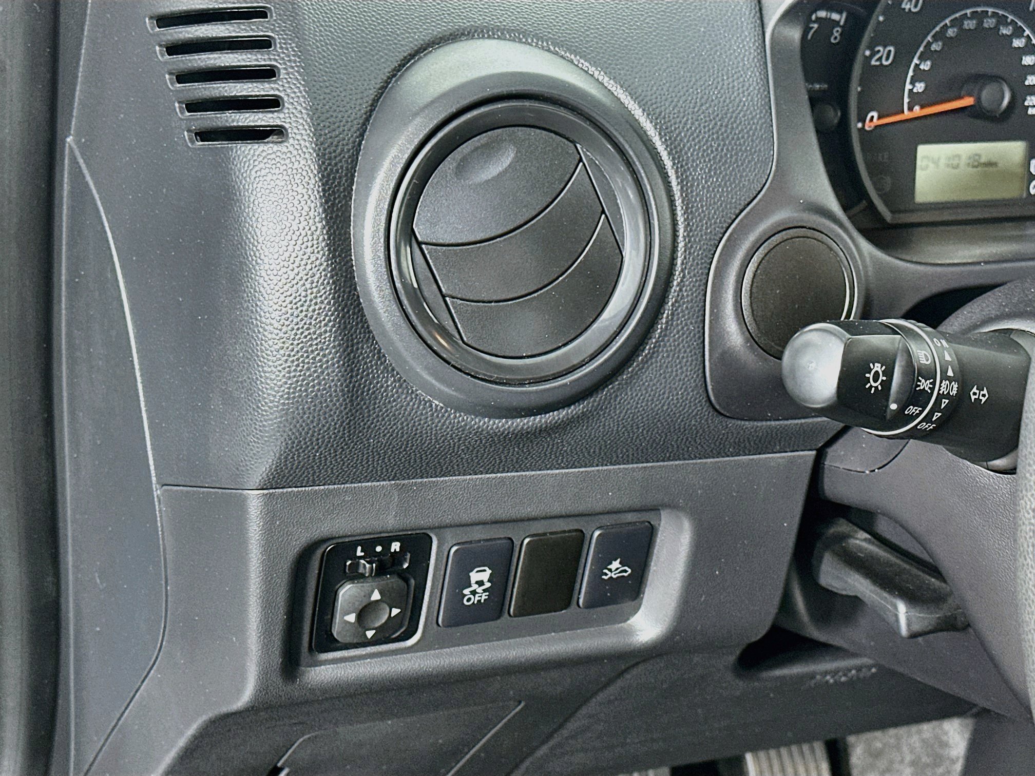 Used 2024 Mitsubishi Mirage ES FWD image 16