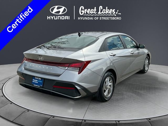 Certified 2025 Hyundai Elantra SE FWD image 6