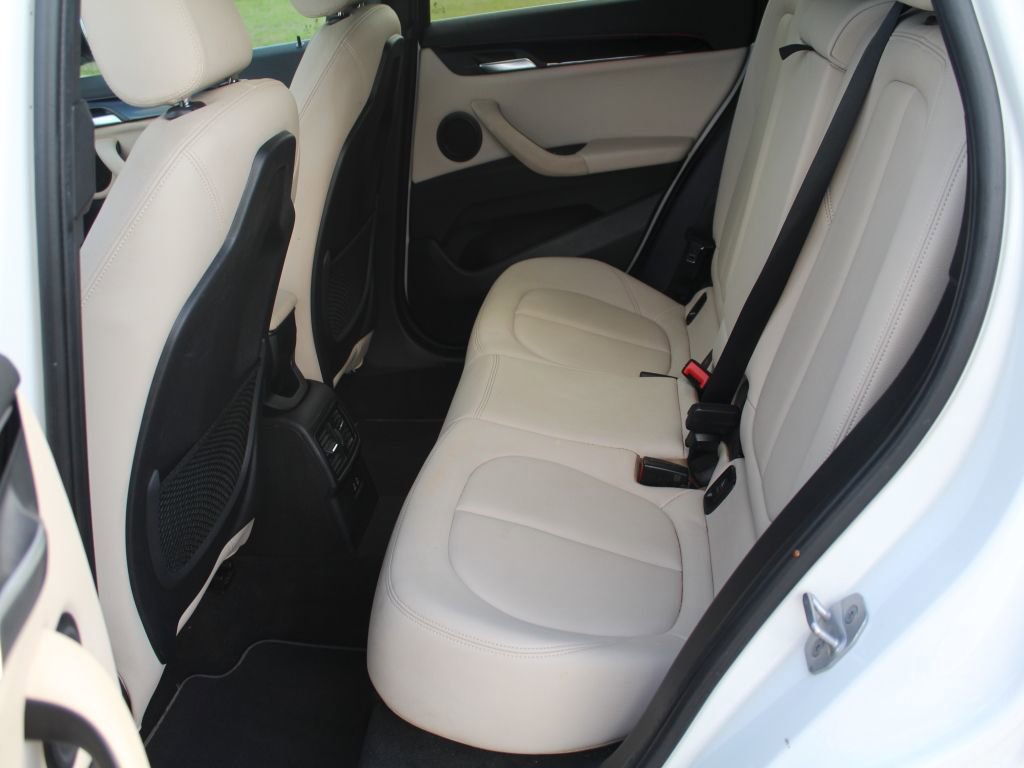 Used 2021 BMW X1 sDrive28i w/ Convenience Package image 4