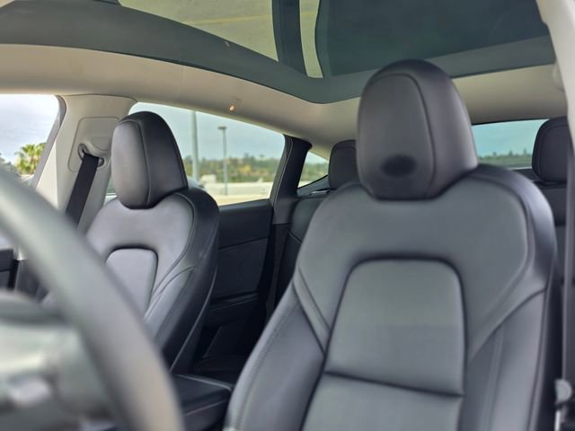 Used 2023 Tesla Model Y Long Range image 14