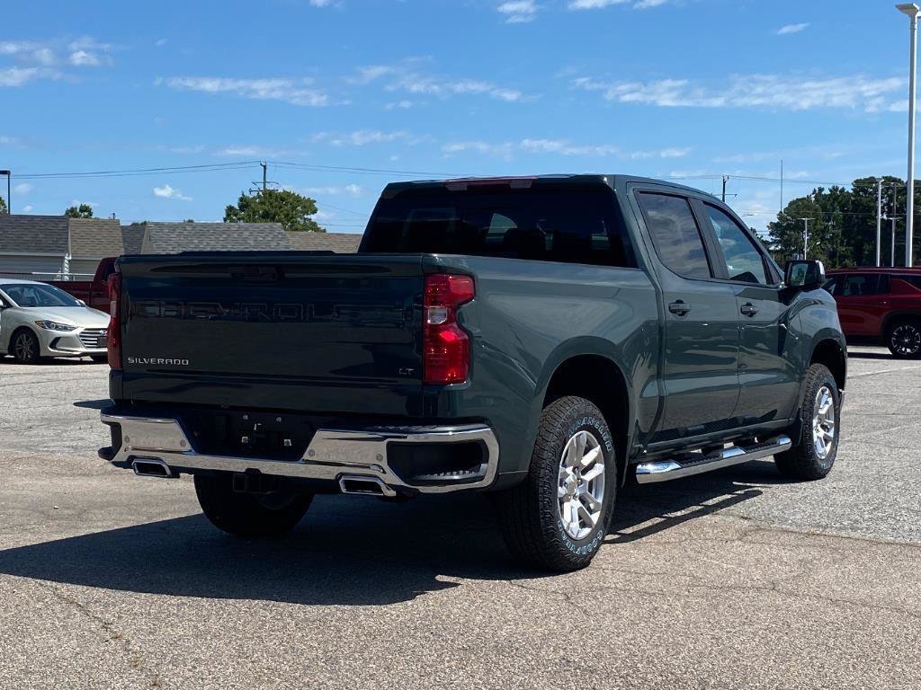 New 2025 Chevrolet Silverado 1500 LT w/ Z71 Off-Road Package AWD/4WD image 3