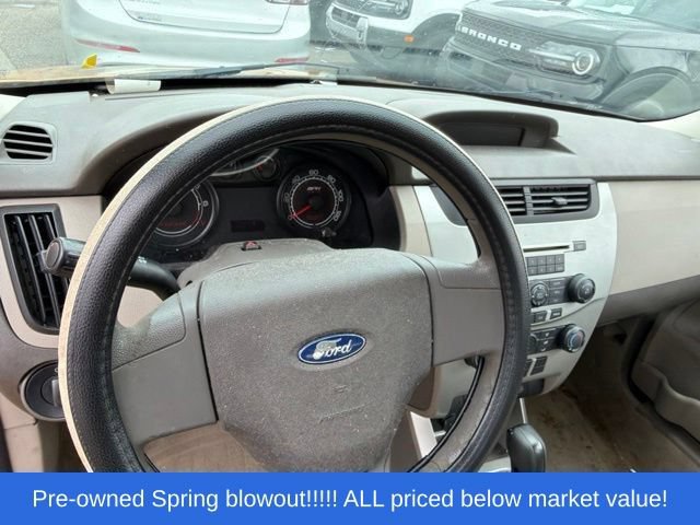 Used 2009 Ford Focus S FWD image 15