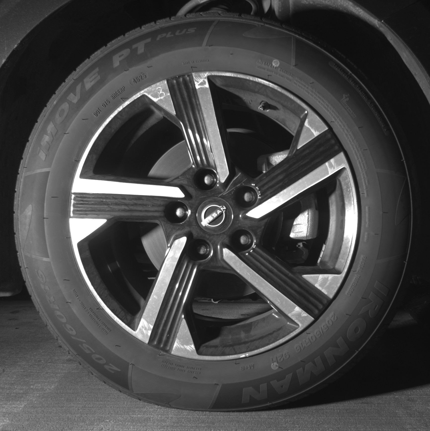 Used 2025 Nissan Sentra SV FWD image 13