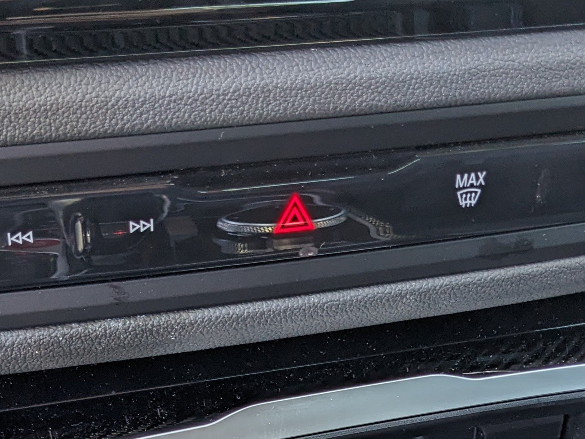 Used 2025 BMW M2 RWD image 25