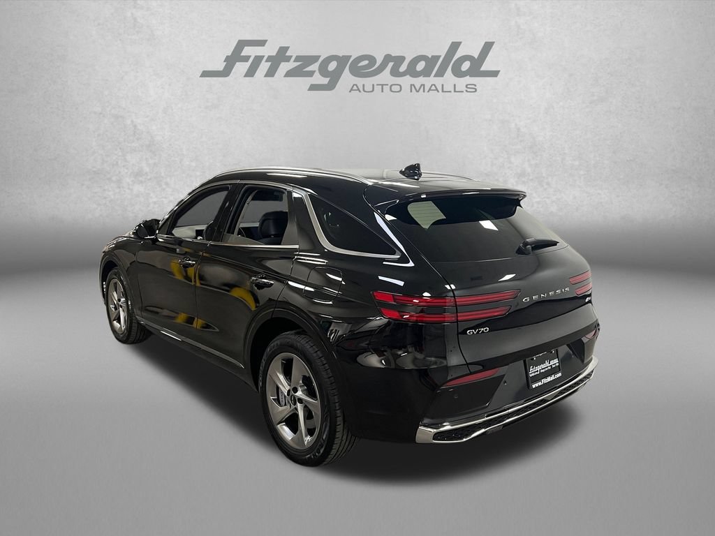 Used 2026 Genesis GV70 2.5T AWD/4WD image 3