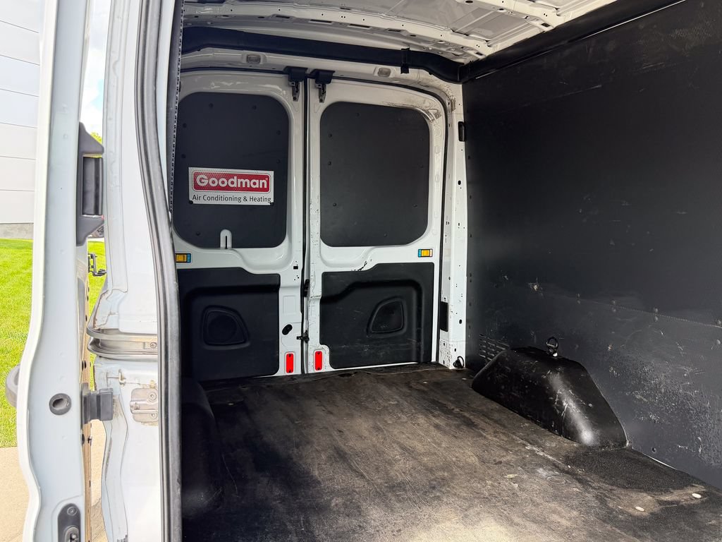 Used 2015 Ford Transit 250 148 Medium Roof w/ Interior Upgrade Package RWD image 15