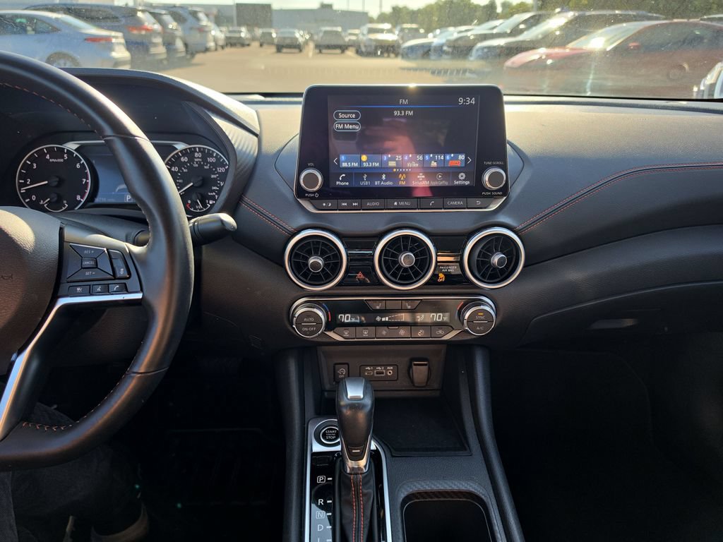 Used 2025 Nissan Sentra SR FWD image 12