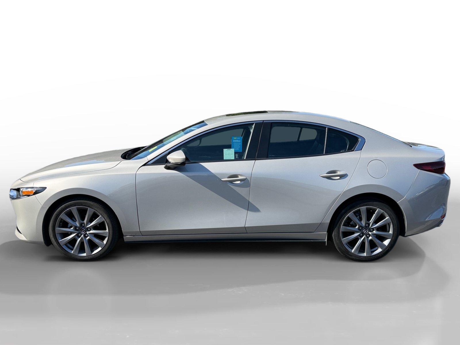 Used 2024 MAZDA MAZDA3 s FWD image 2