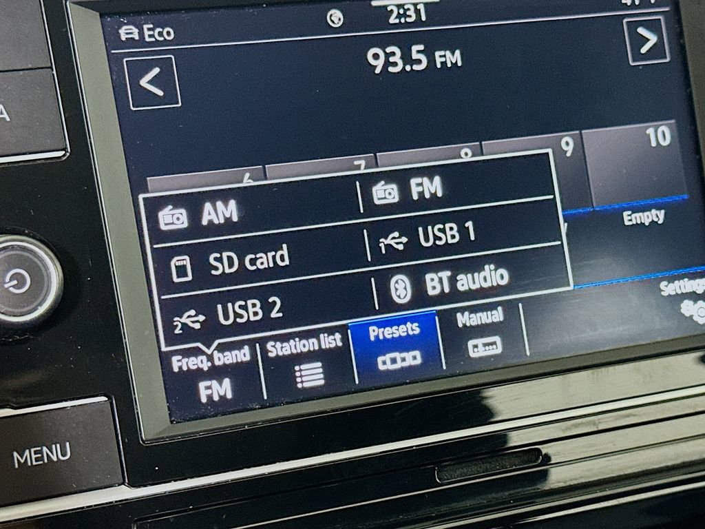 Used 2023 Volkswagen Taos S image 27