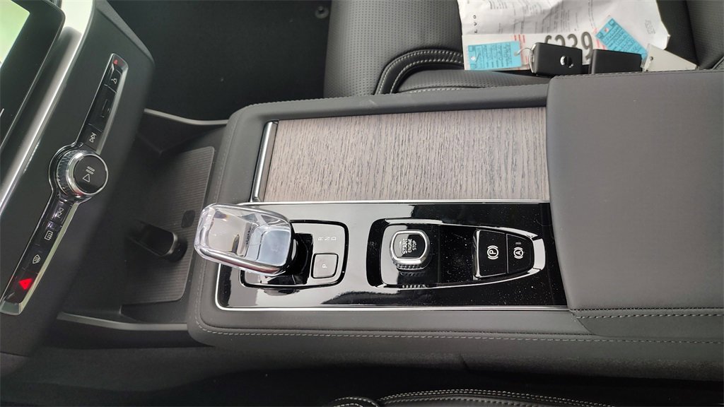 New 2026 Volvo XC90 B6 Ultra image 23