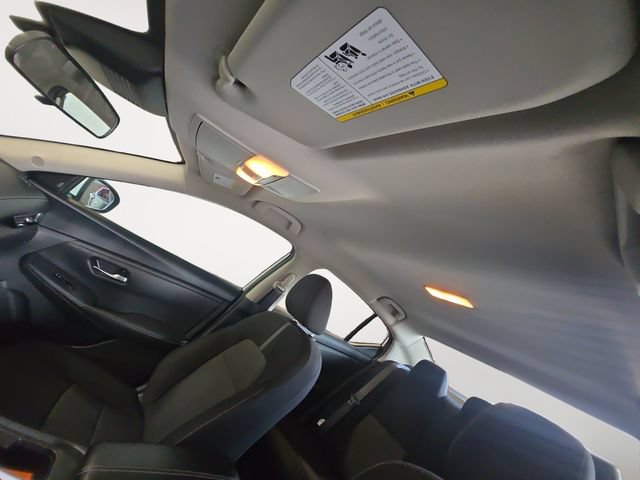 Used 2024 Nissan Sentra SV FWD image 12