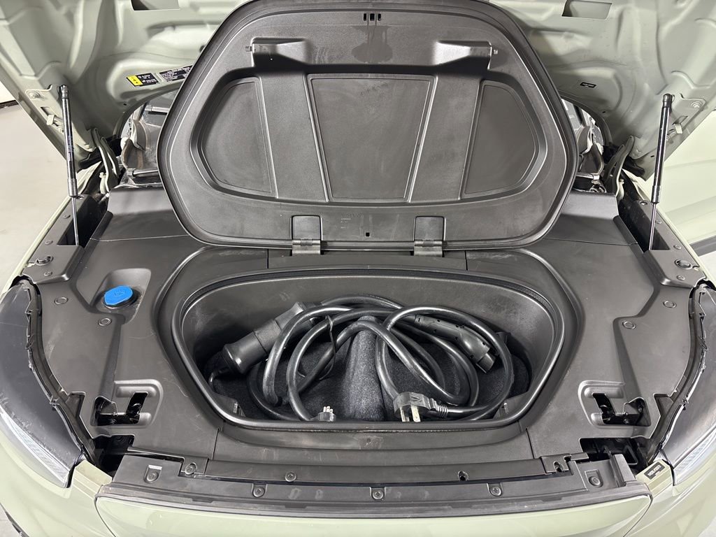 Used 2023 Volvo C40 P8 Recharge Plus image 40