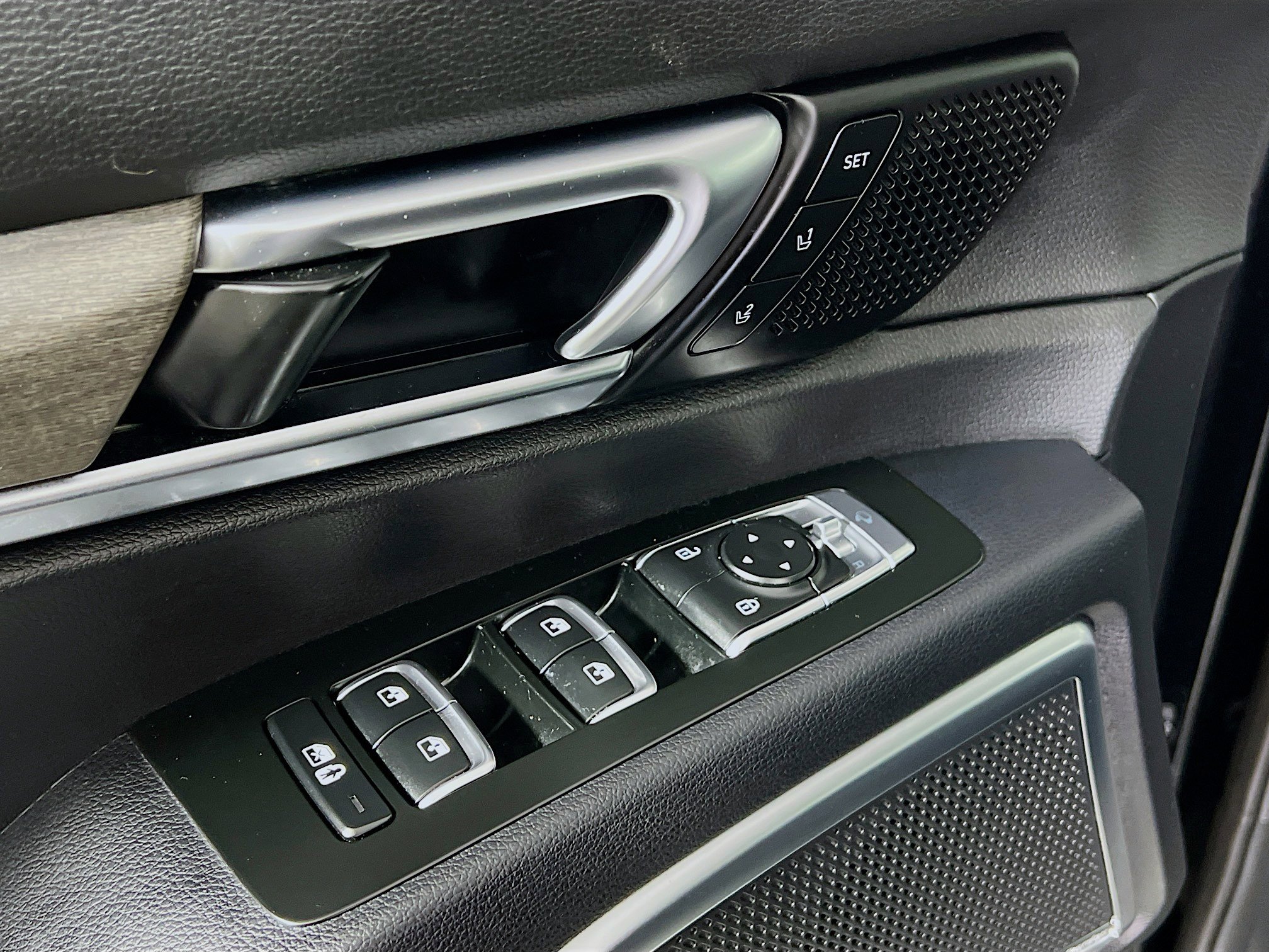 Used 2022 Kia Telluride SX w/ SX Prestige Package AWD/4WD image 19