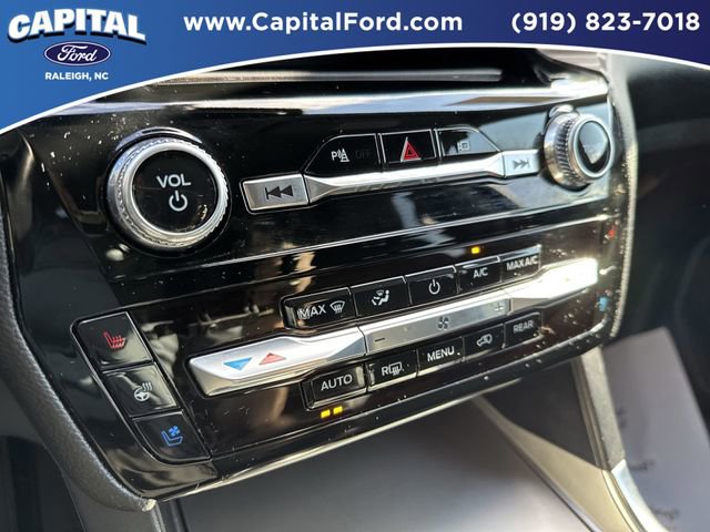Certified 2023 Ford Explorer Limited w/ Equipment Group 301A AWD/4WD image 29