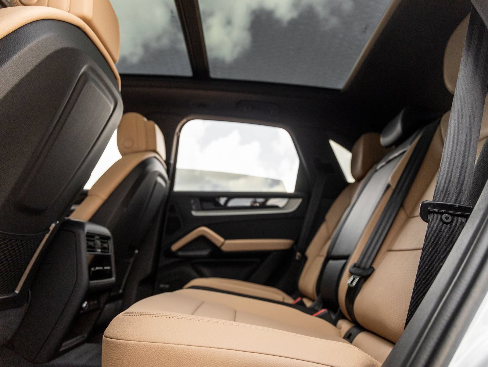 New 2026 Porsche Cayenne S AWD/4WD image 35