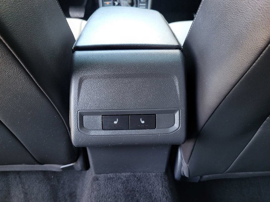 Used 2021 Volkswagen Jetta R-Line w/ R-Line Cold Weather Package FWD image 16