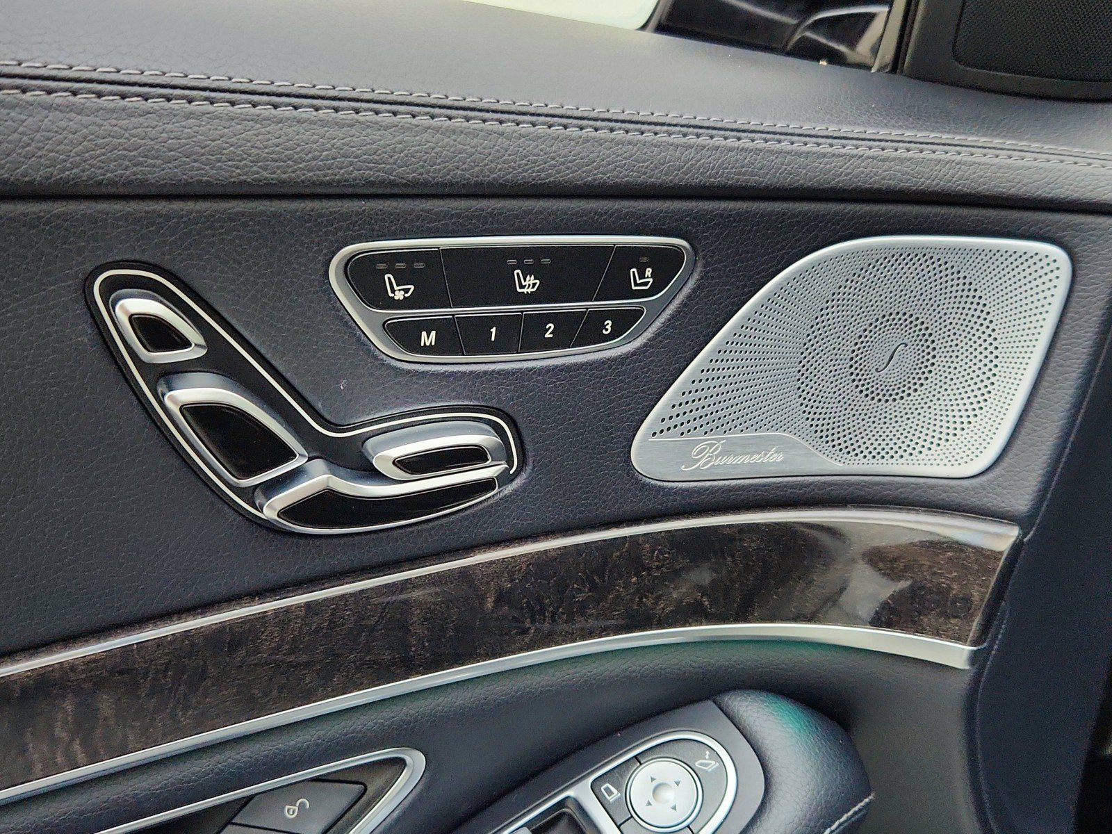 Used 2018 Mercedes-Benz S 450 Sedan image 25