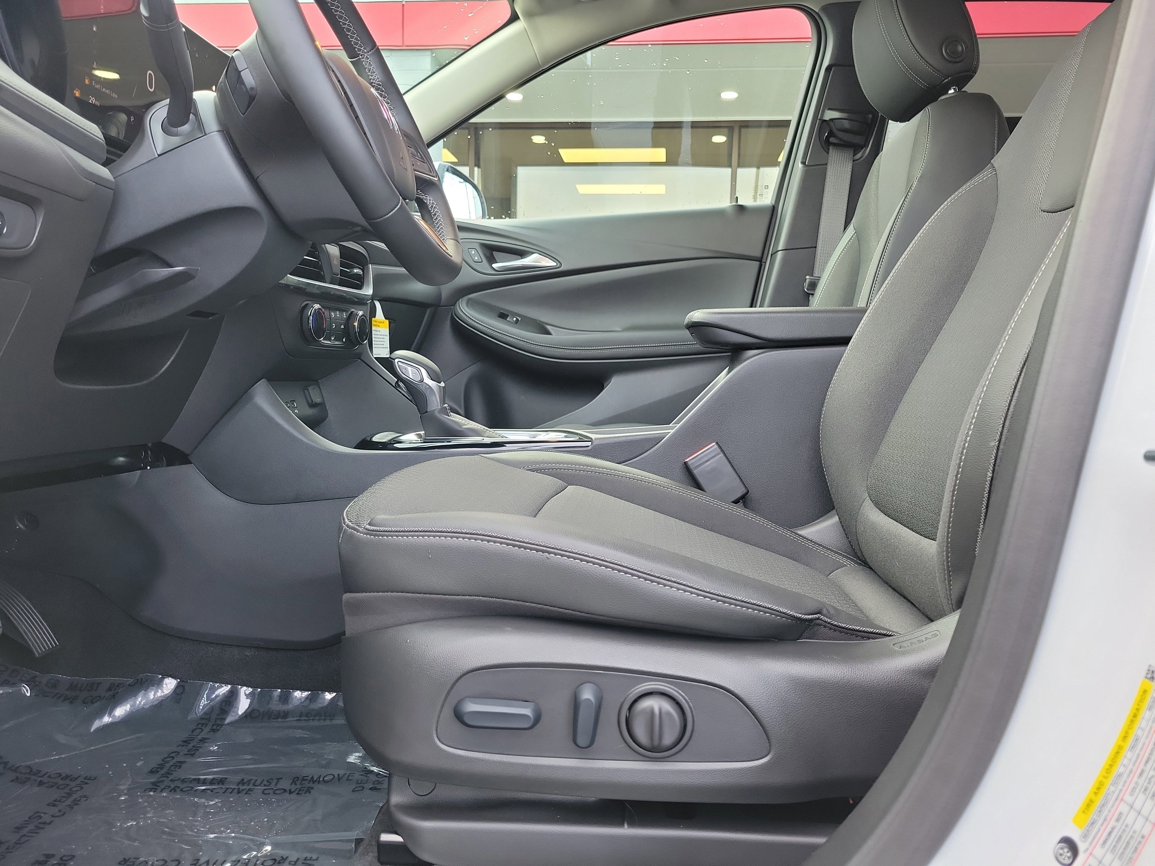 Used 2025 Buick Encore GX Preferred w/ Comfort Package image 16