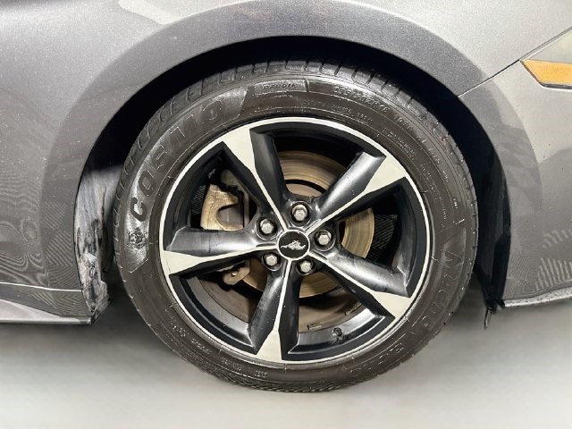 Used 2018 Ford Mustang Coupe RWD image 29