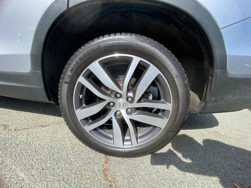 Used 2017 Honda Pilot Elite image 26