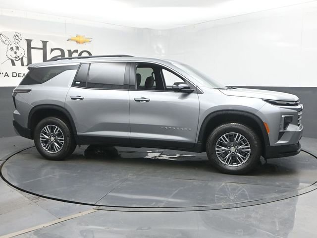 New 2026 Chevrolet Traverse LT w/ Driver Confidence Package FWD image 1
