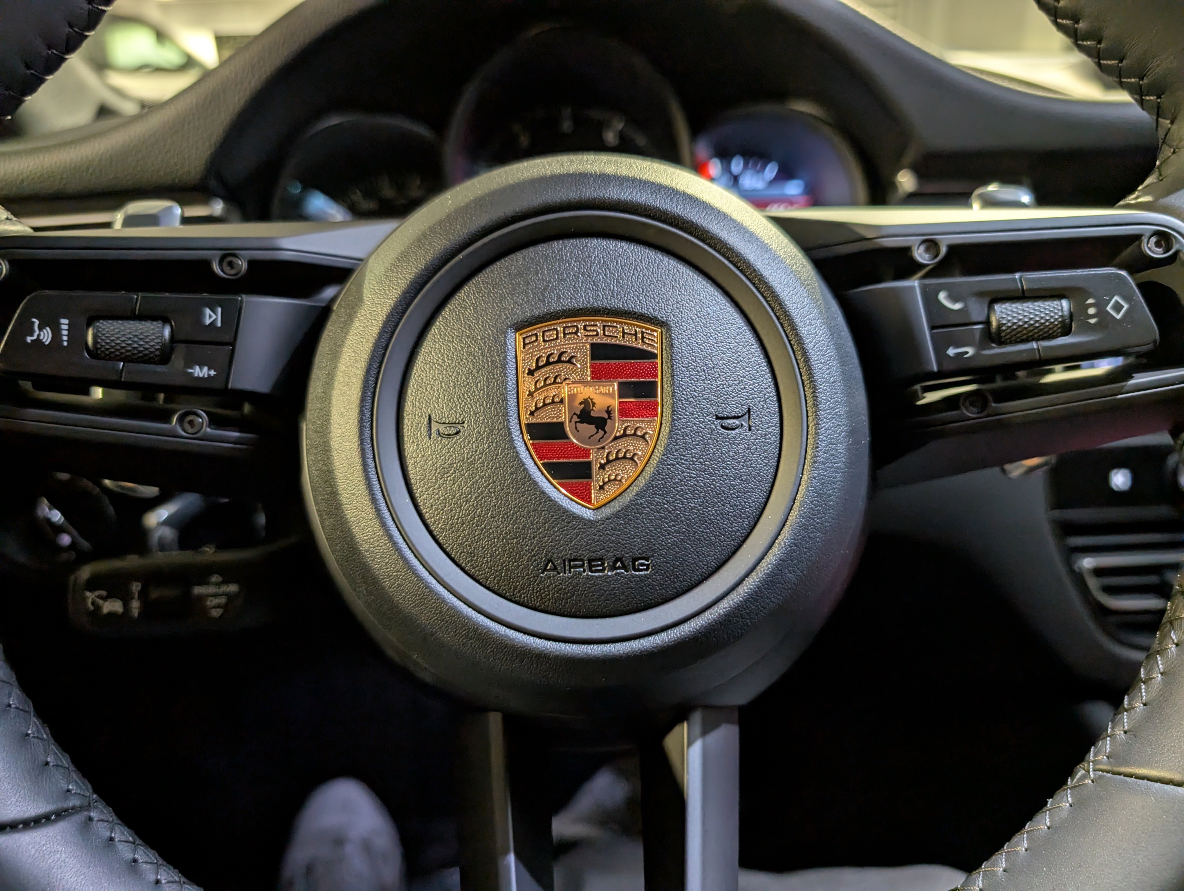 Certified 2026 Porsche Macan image 22