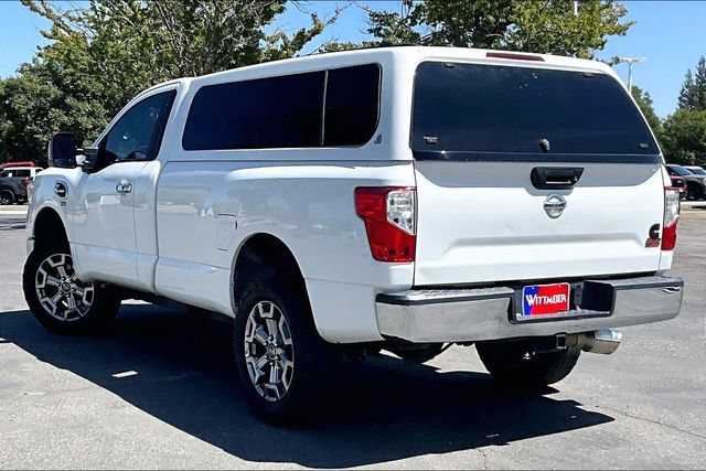 Used 2017 Nissan Titan SV RWD image 11
