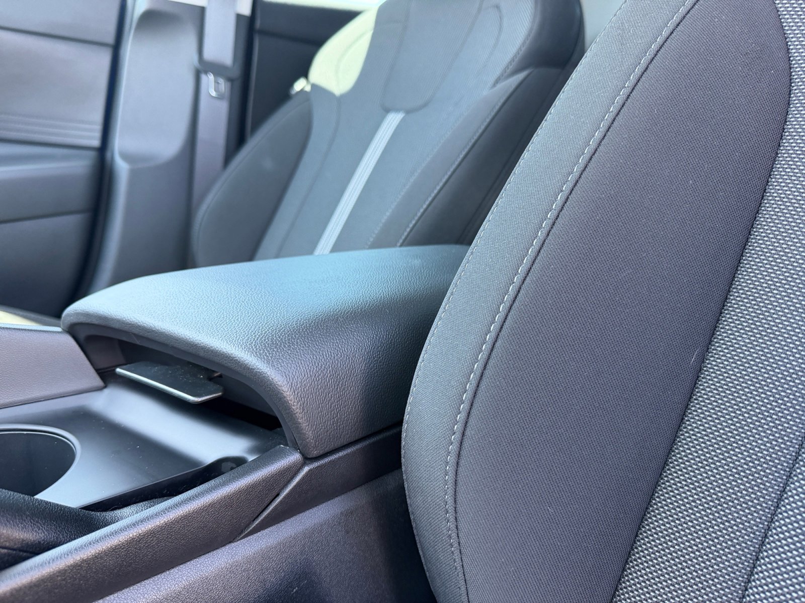 Certified 2025 Hyundai Elantra Sport FWD image 15