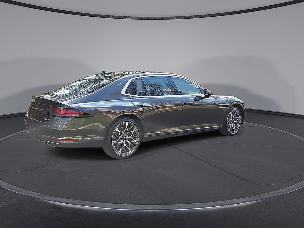 Used 2025 Genesis G90 3.5T AWD/4WD image 8