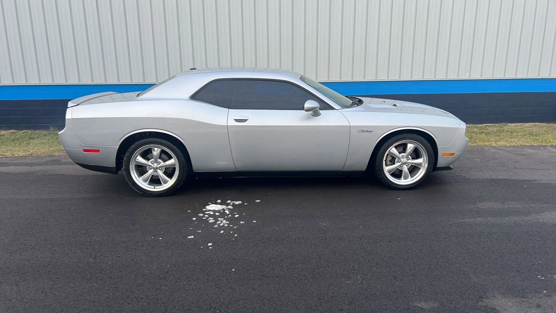 Used 2012 Dodge Challenger R/T image 4