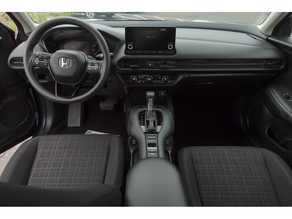 Used 2025 Honda HR-V LX image 24
