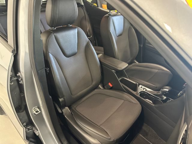 Used 2023 Buick Encore GX Preferred w/ Cold Weather Comfort Package AWD/4WD image 27
