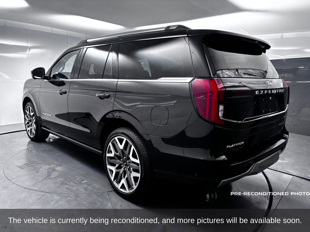 Used 2025 Ford Expedition Platinum w/ Platinum Ultimate Package image 4