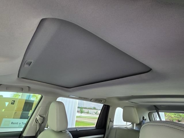 Used 2015 Toyota Highlander XLE FWD image 8
