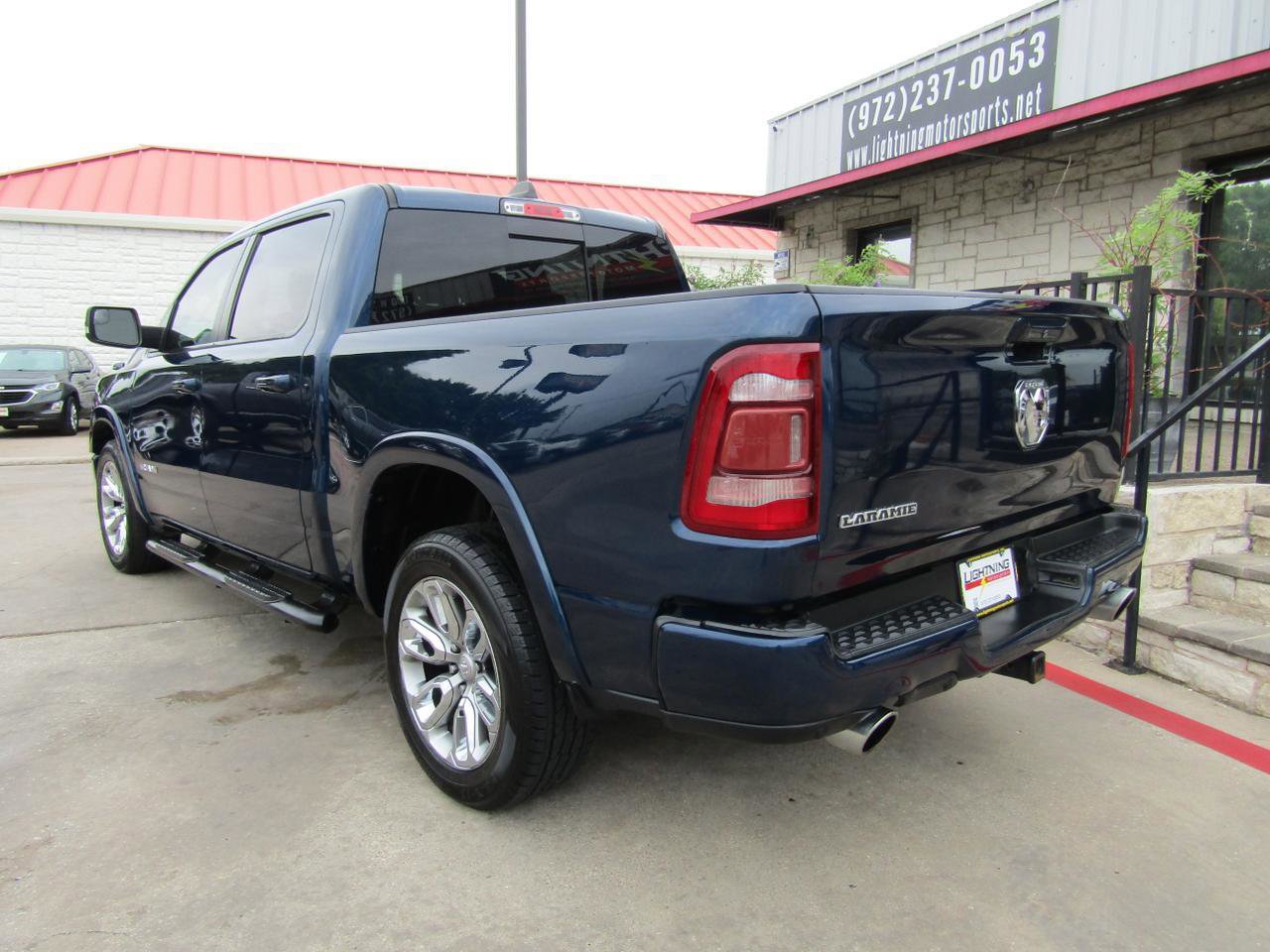 Used 2019 RAM 1500 Laramie RWD image 3