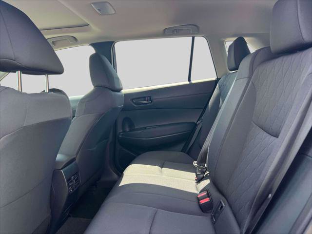 Certified 2023 Toyota Corolla Cross LE w/ Moonroof Package image 13