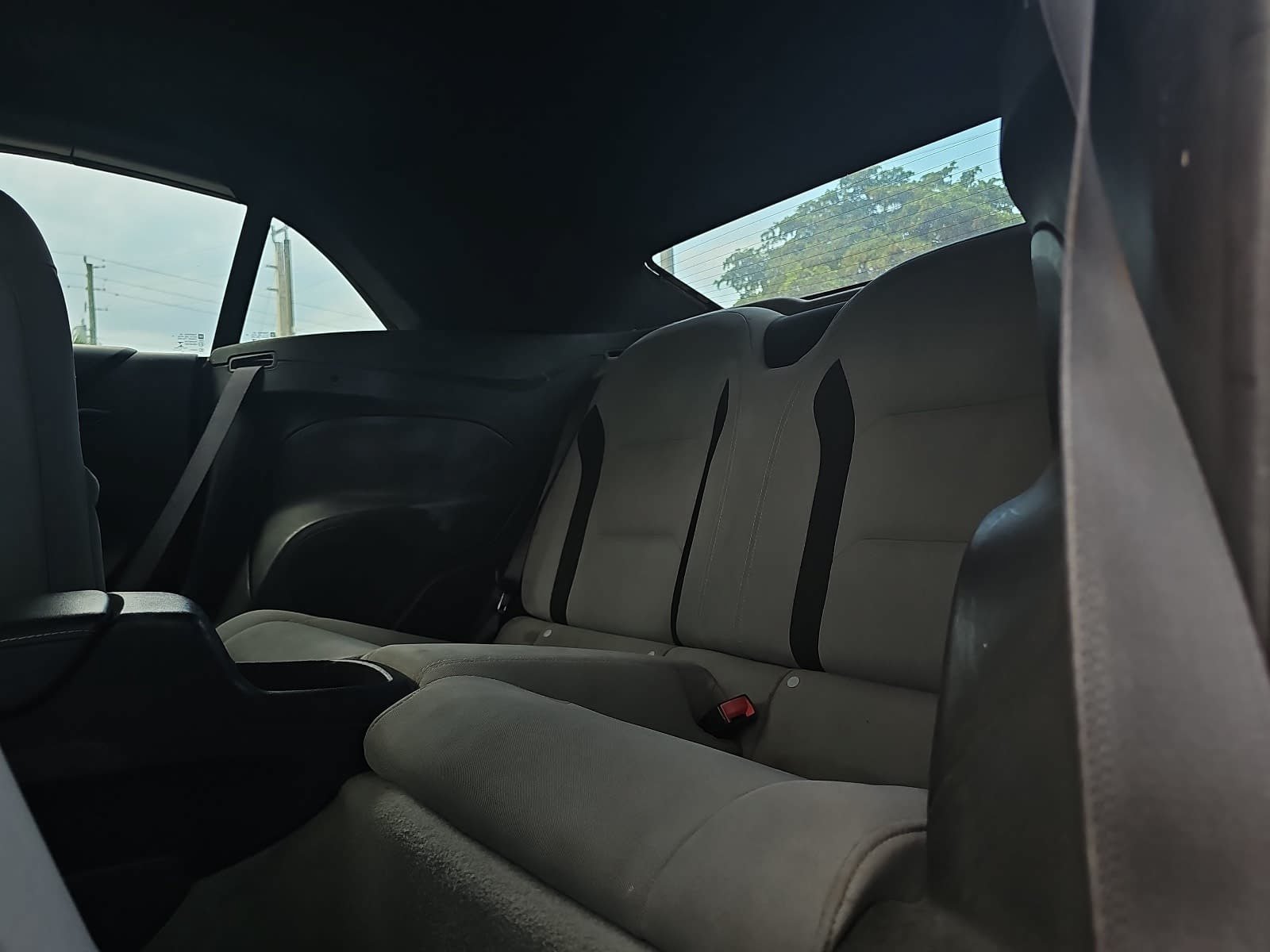 Used 2020 Chevrolet Camaro LT RWD image 12
