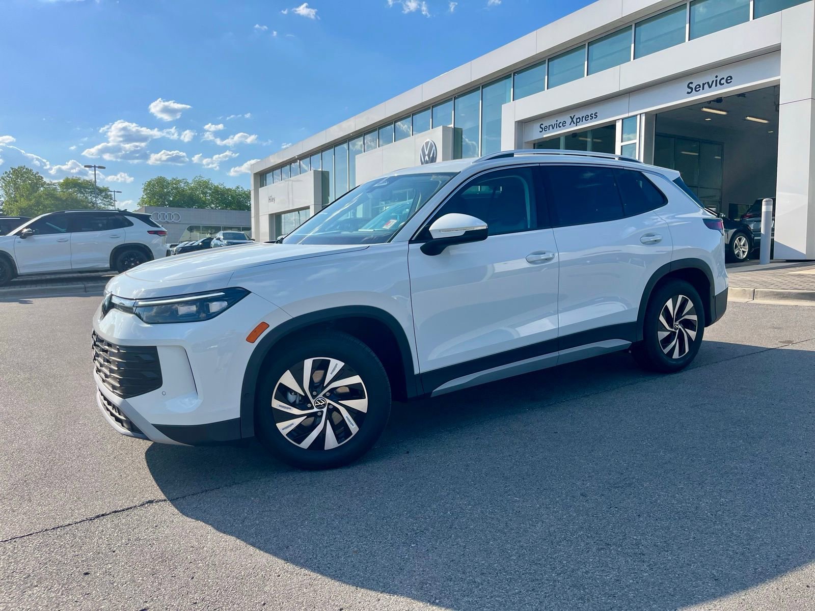 New 2026 Volkswagen Tiguan S FWD image 1