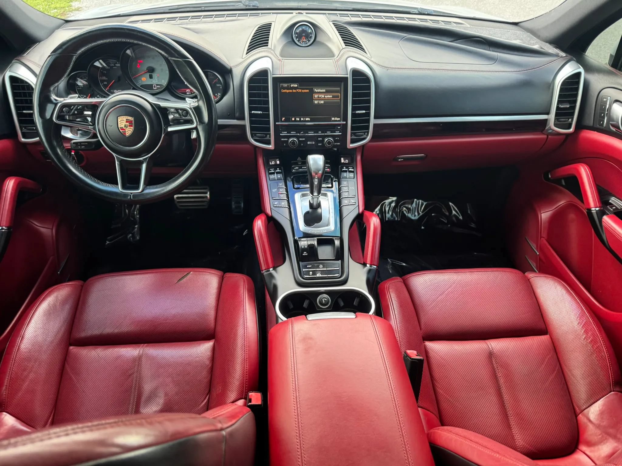 Used 2015 Porsche Cayenne S AWD/4WD image 21