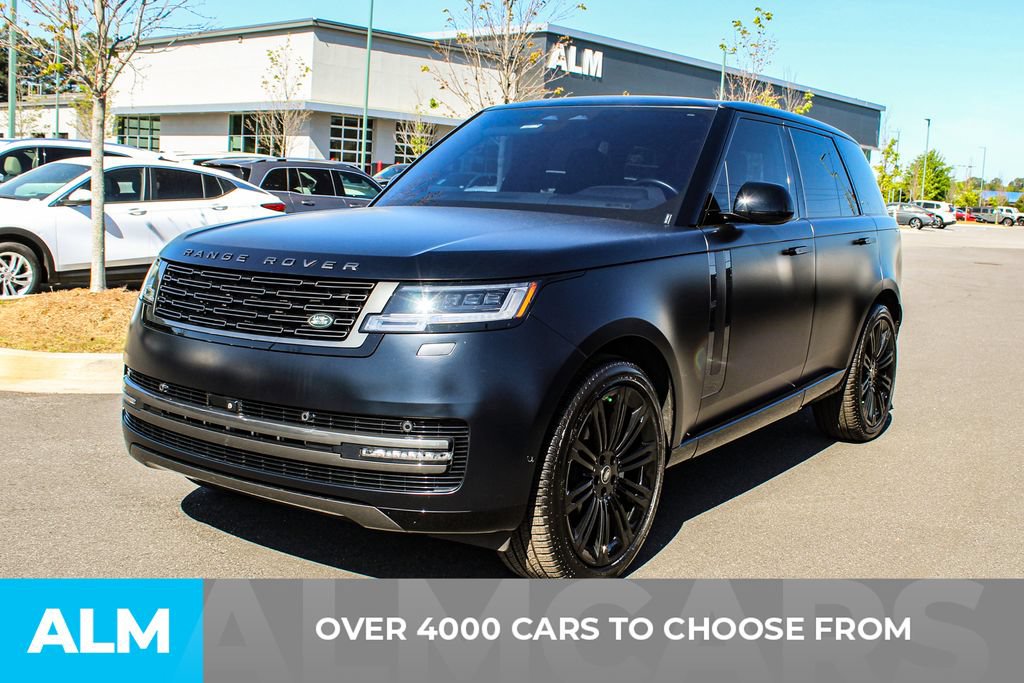 Used 2023 Land Rover Range Rover SE AWD/4WD image 2