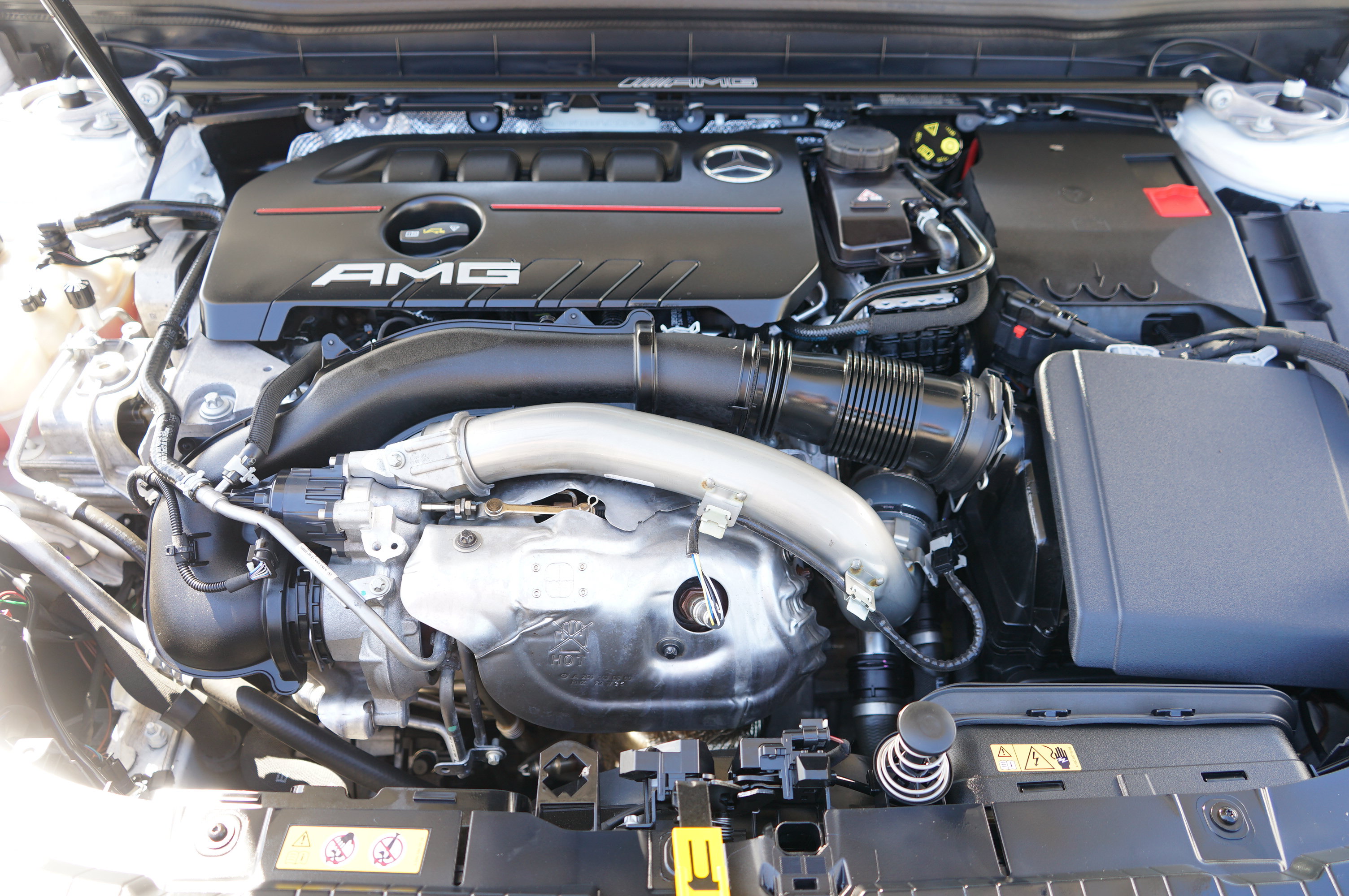 Used 2023 Mercedes-Benz GLB 35 AMG 4MATIC w/ Premium Package image 16