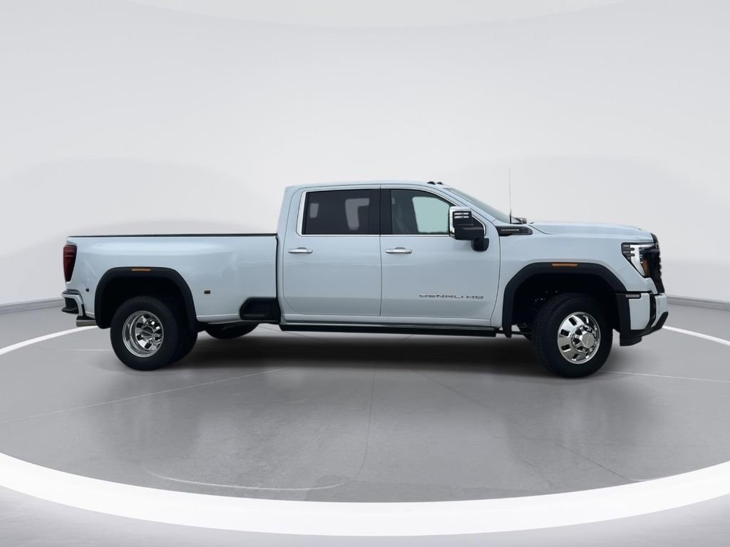 New 2026 GMC Sierra 3500 Denali Ultimate image 2