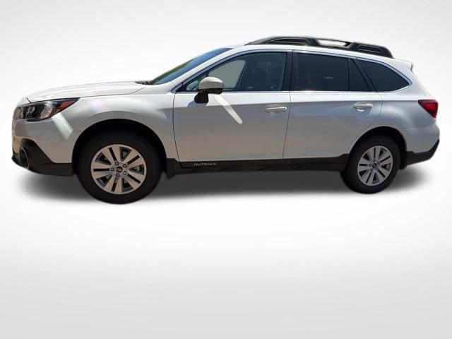 Used 2018 Subaru Outback 2.5i Premium AWD/4WD image 4
