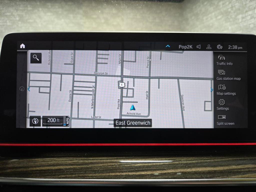 Used 2021 BMW 530e xDrive w/ M Sport Package image 26