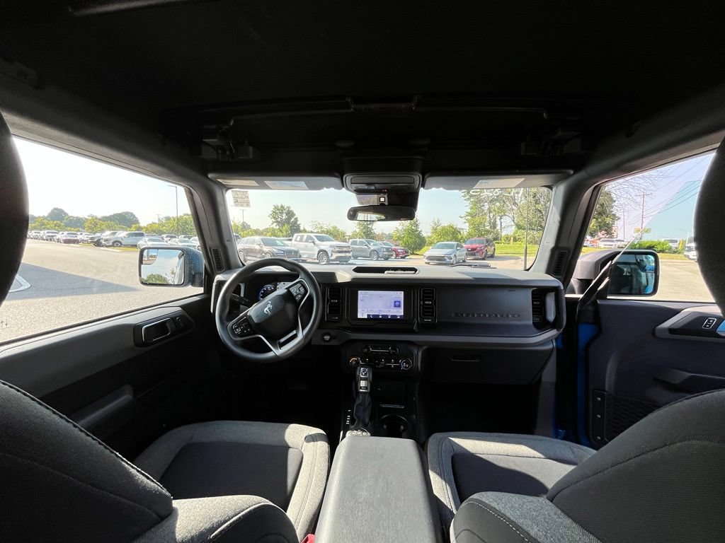 Used 2023 Ford Bronco 4-Door AWD/4WD image 13