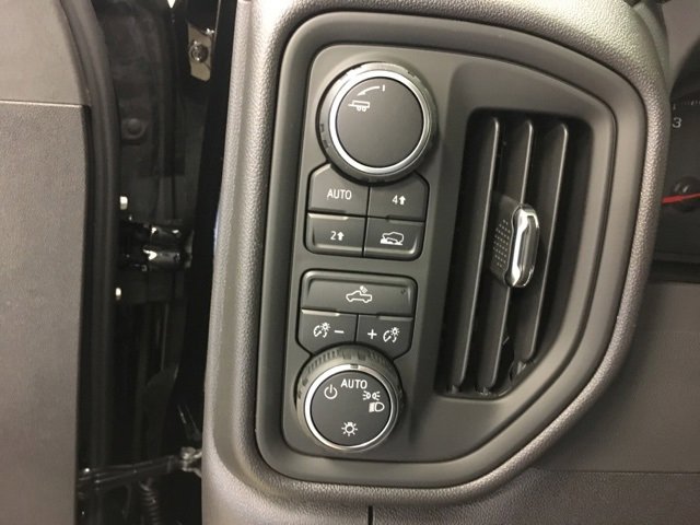 New 2025 Chevrolet Silverado 1500 Custom w/ Turbomax Blackout Package image 31