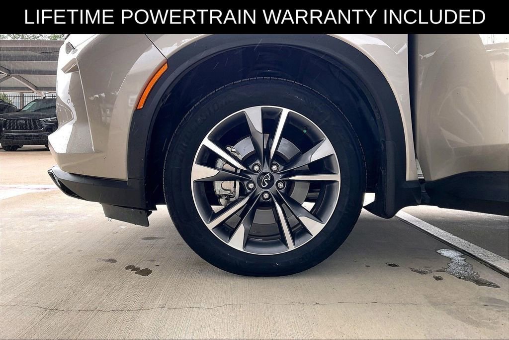 Certified 2024 INFINITI QX60 Luxe image 10