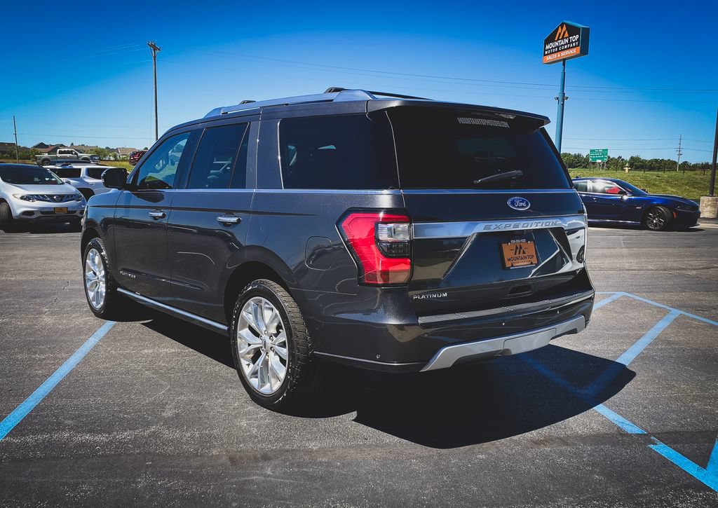 Used 2018 Ford Expedition Platinum AWD/4WD image 7